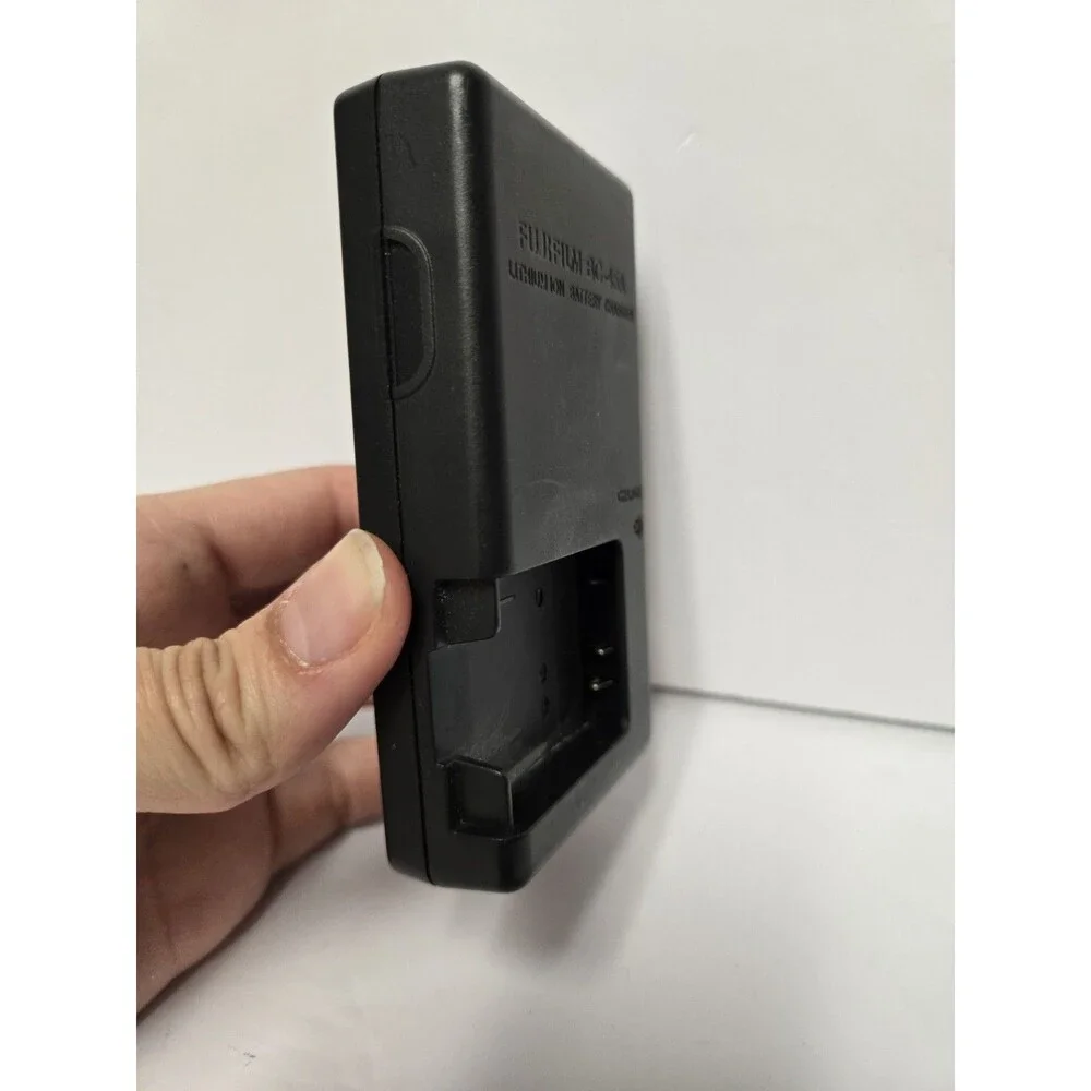 Fujifilm BC-45A Digital Camera Battery Charger Wall Charger Original OEM